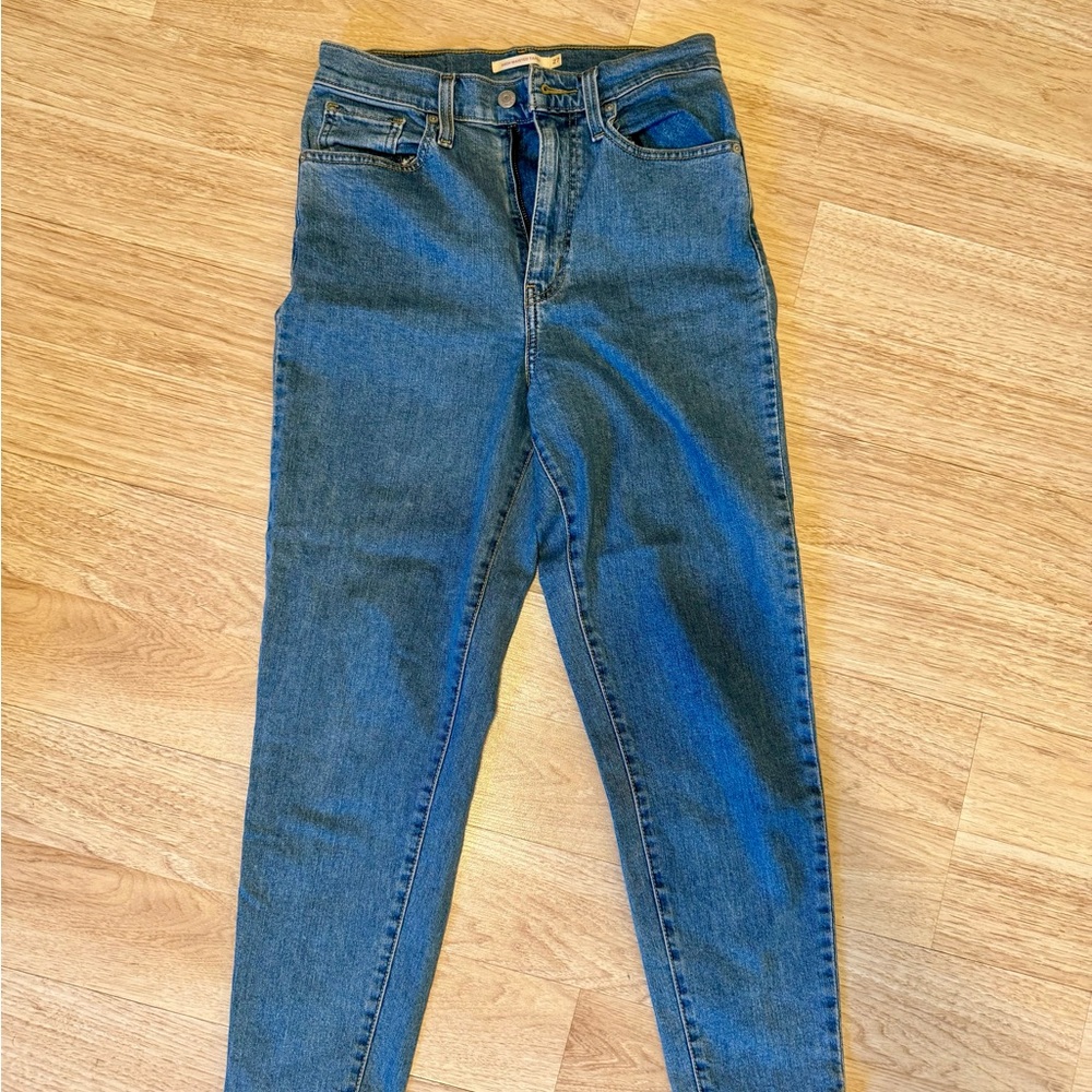 Levi’s high waisted tapered